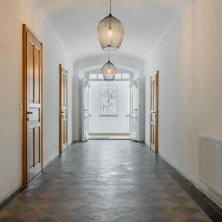 Aparthotel Stara Skola Hedec *
