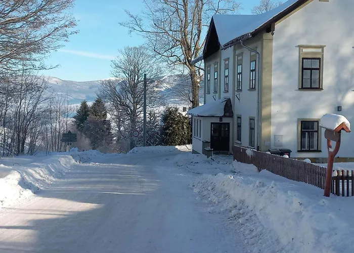 Aparthotel Stara Skola Hedec Králíky